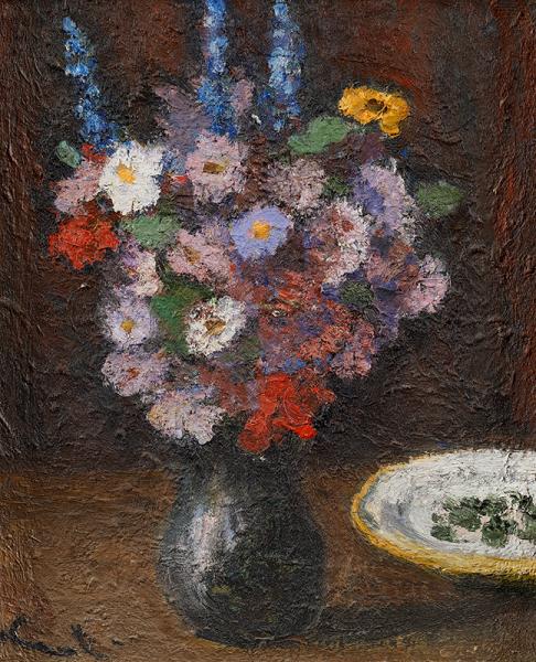 Bouquet de fleurs au vase noir